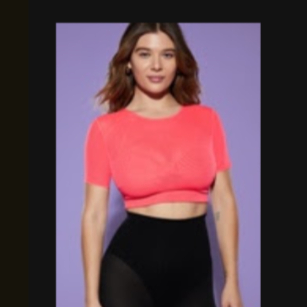 Vibrant Pink Crop Top with built in bust support from fabletics